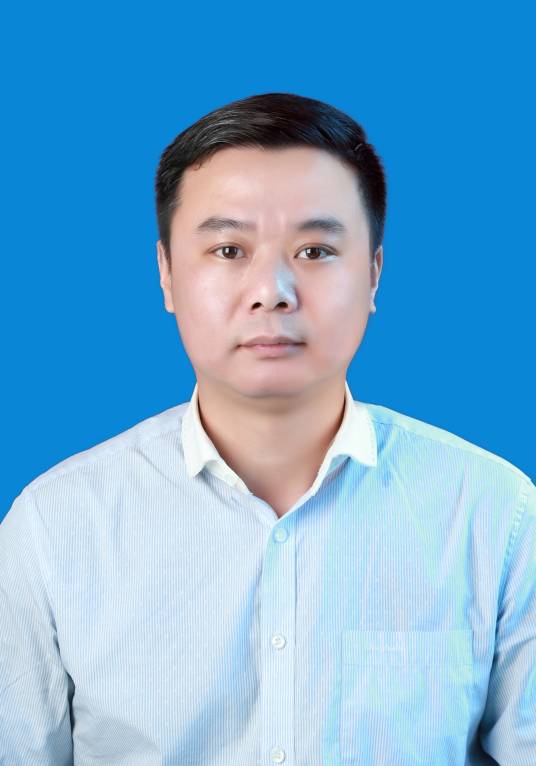 王平（长沙市开福区教育局党组成员、副局长）