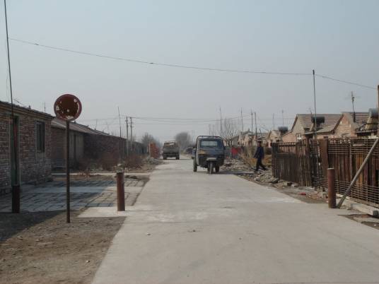 东风村（江西省赣州市兴国县崇贤乡下辖村）