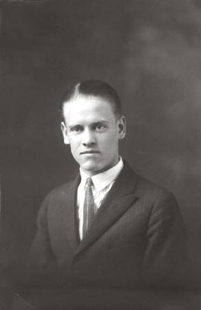 费罗·法恩斯沃斯