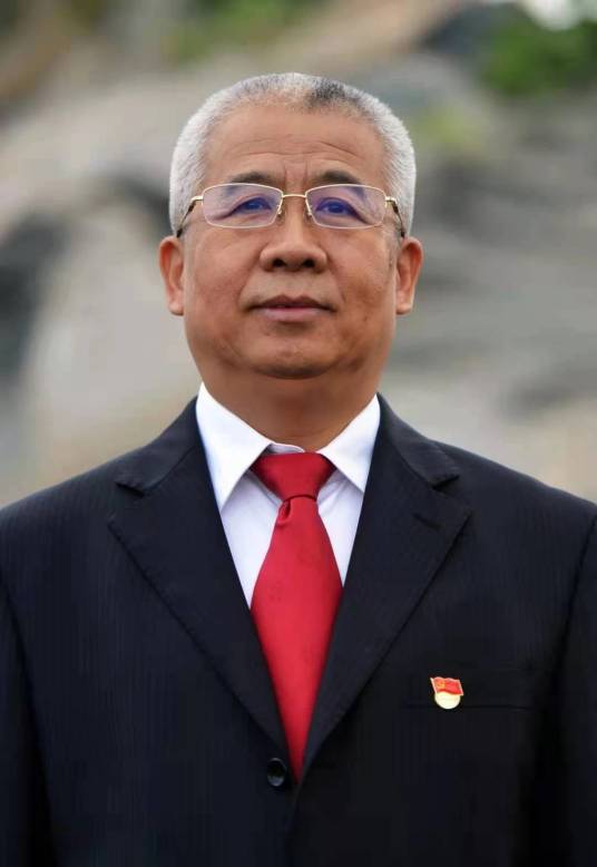 刘志春(东营市胜利教育管理服务中心原主任)