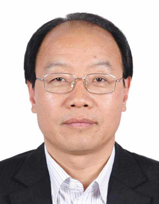 王振海（中国政治学会常务理事、青岛市政治学会会长）