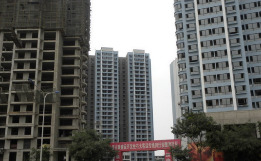 龙城花园中一区