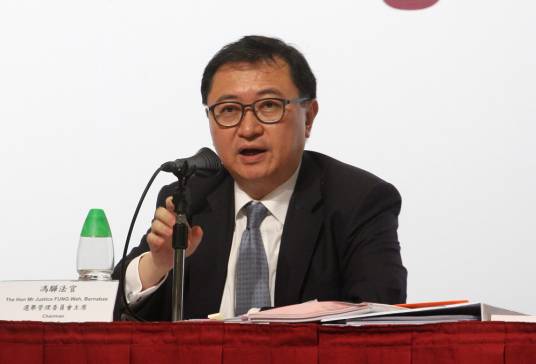 冯骅（香港选举管理委员会原主席）