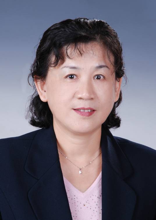 李嘉慧(湖南省吉首市政协党组书记、原主席)