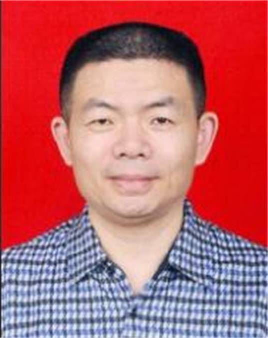 周一平(长沙市科技局党组成员、副局长、三级调研员)