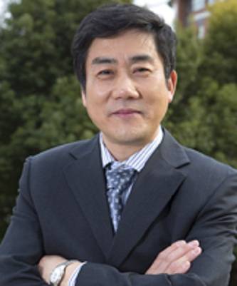 田素华（复旦大学经济学院副院长、教授、博士生导师）