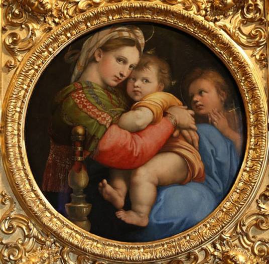 坐在椅子上的圣母