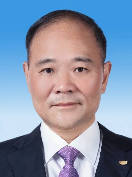 李书福（中国民间商会副会长、浙江吉利控股集团董事长、远程商用车科技有限公司董事长）