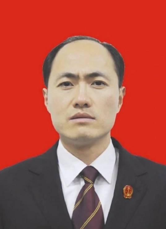 张帅(湖南省宁乡县人民法院原院长)