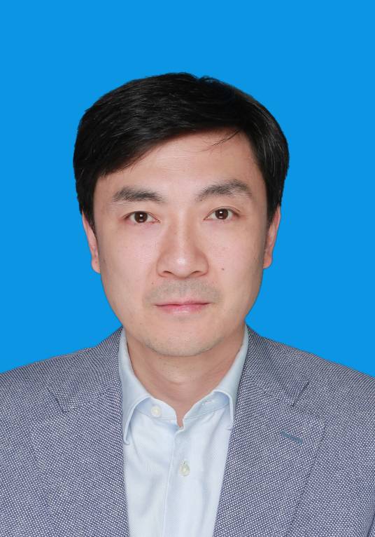 邓超（四川省发展和改革委员会党组成员，省能源局局长）