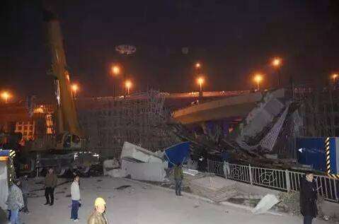 1·12郑州在建高架桥塌方事故