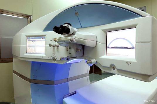 准分子激光治疗仪