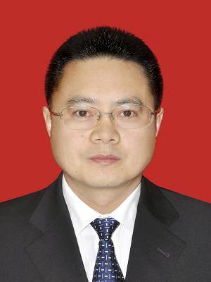 陈力（攀枝花市财政局党组书记、局长）