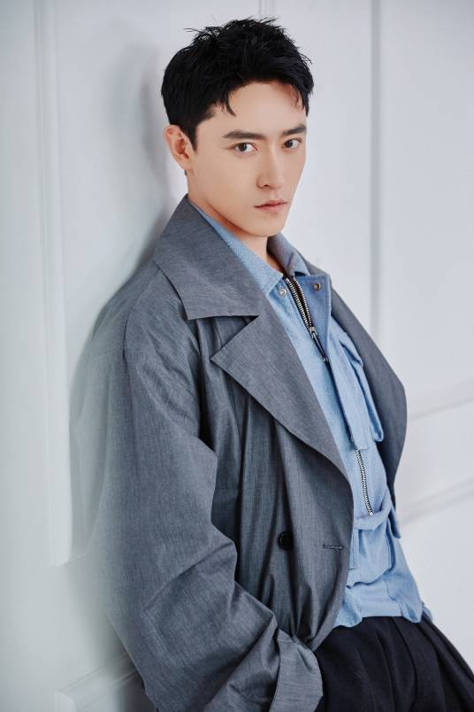 赵毅新（中国内地影视男演员）