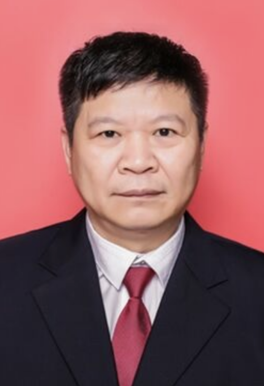 许建辉（湖南省郴州市公安局党委委员）