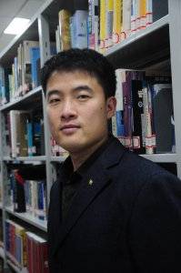 方毅（吉林大学商学院教授）