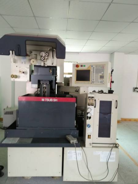 三菱BA8 线切割加工机床