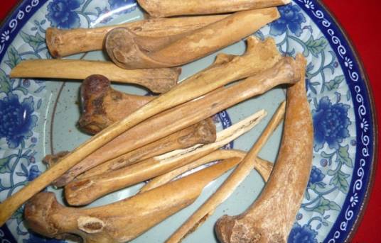 猕猴骨（中药材）