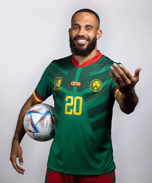 布赖恩·姆贝乌莫