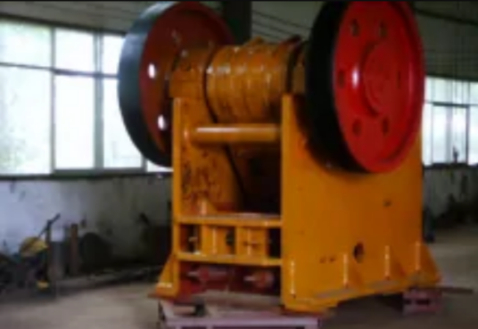 PE系列鄂式破碎机