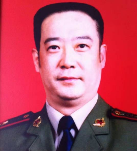 肖亚军(南京军区前线文工团总导演)