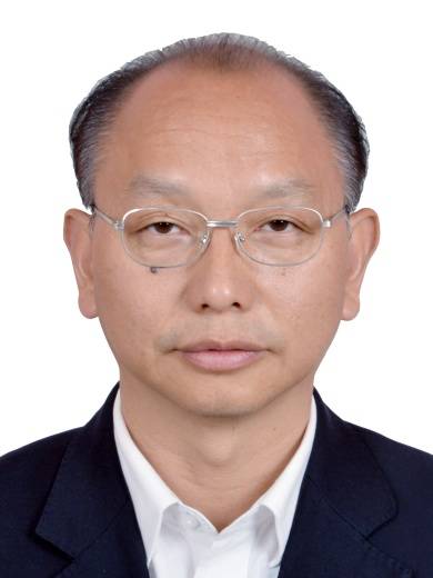 薛志华（江西省吉安市永丰县委副县级干部）