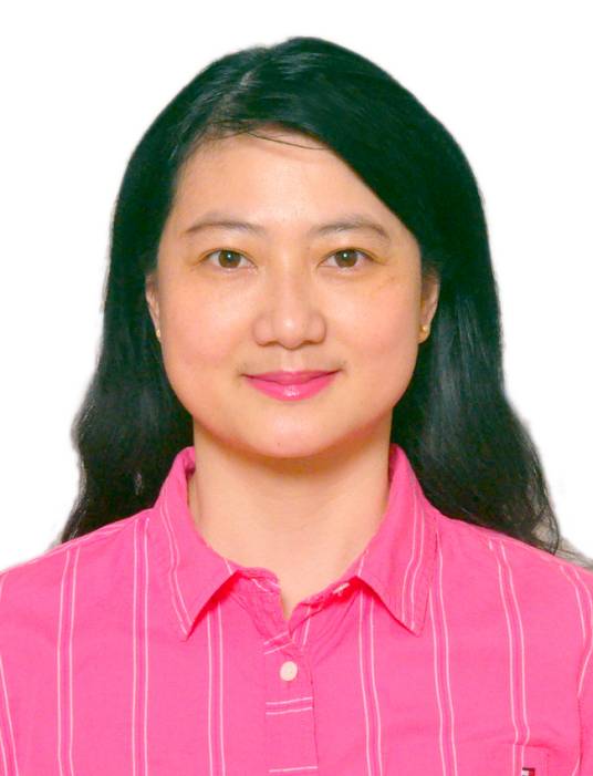 曾晓燕（湖南大学外国语学院讲师）