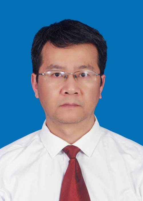 鲍明（浙江省舟山市定海区住房和城乡建设局党组副书记、副局长，二级主任科员）