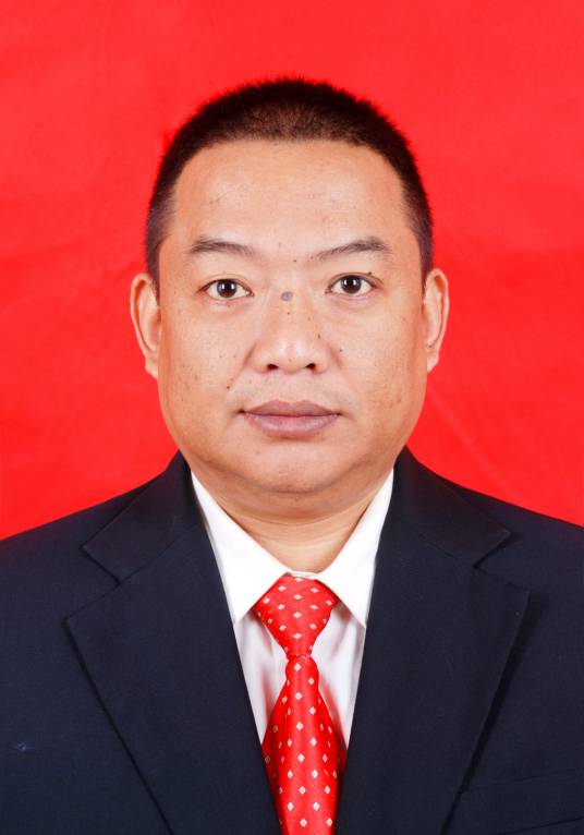 王鲲鹏（重庆市大足区中敖镇党委副书记、镇长）