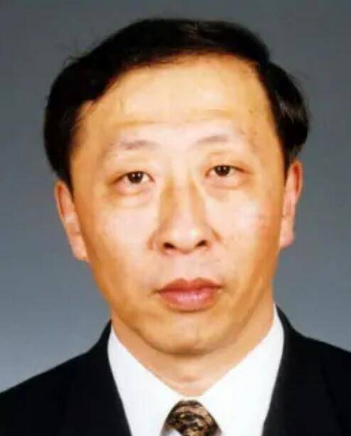 周文杰（东风公司副总）