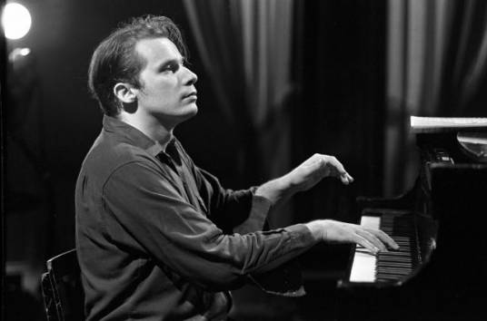 GLENN GOULD