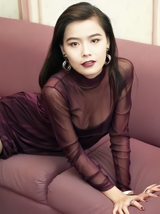 岳虹(中国台湾女演员、唱片歌手)