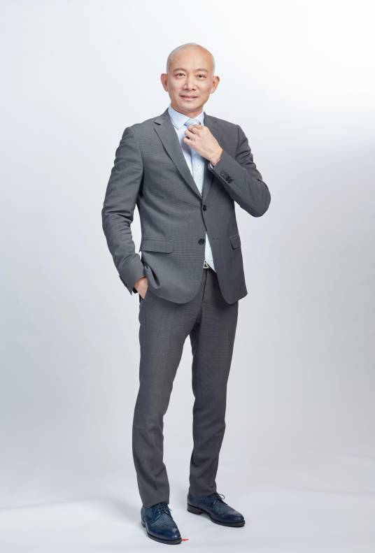 黄文雄（重庆金融资产交易所有限责任公司CEO）