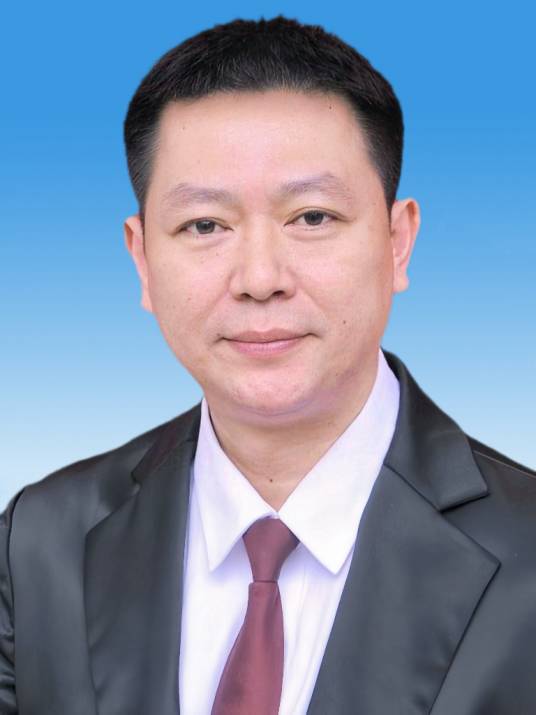 颜森(重庆市万州区人民政府副区长、党组成员)