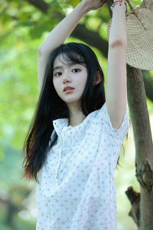 姜杉(中国女子偶像团体SNH48成员)