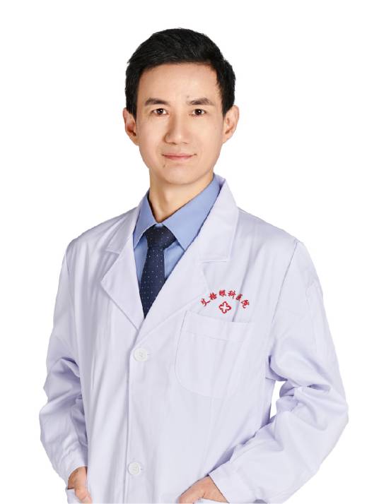 彭志华（武汉艾格眼科医院医生）