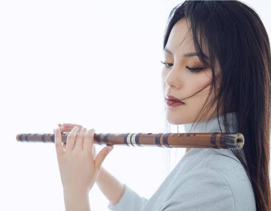 赵雪(中国流行音乐笛箫青年演奏家)