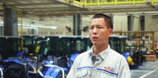 刘俊峰（东风井关农业机械公司襄阳工厂总装车间组长）