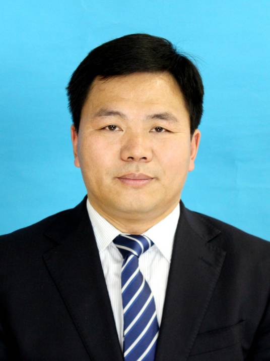 李洪斌（十堰市委老干部局副局长）