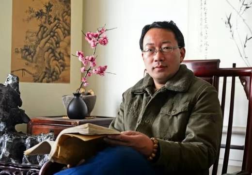 王伟（中国书法家协会会员）