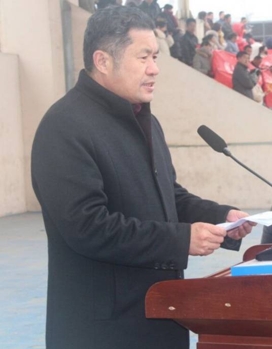 张华（安徽省蒙城一中副校长）