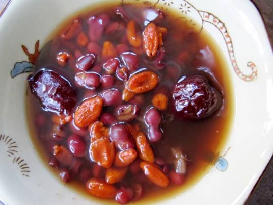 枸杞赤豆红枣汤