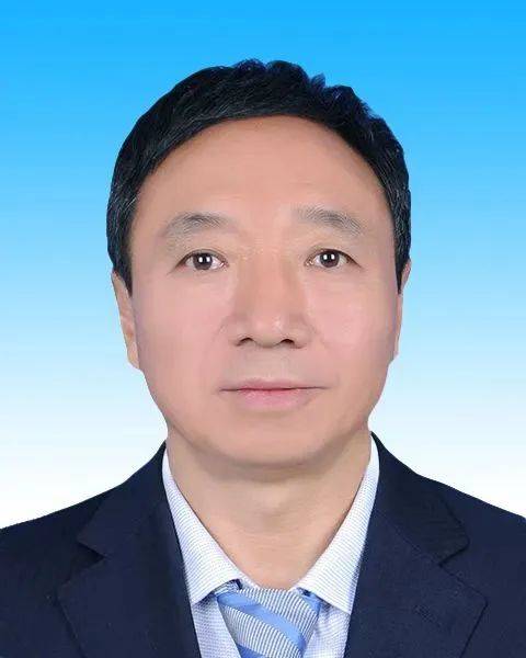 江白（西藏自治区人大常委会党组成员、副主任）