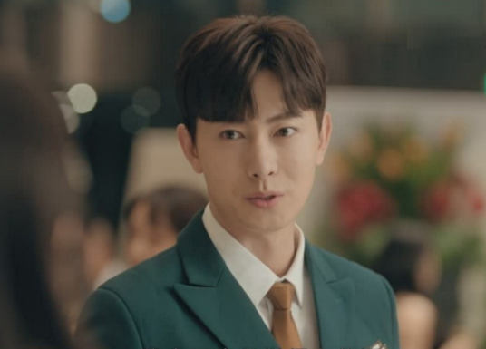 徐迟（青春爱情竞技传承剧《舍我其谁》中的男配角）