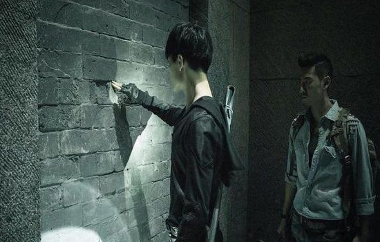 陈文锦为什么说张起灵不是人 张起灵的惊天身世为什么长生不老