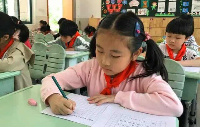 如影相随指的是什么