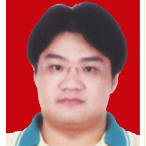 李圣泼的人物简介