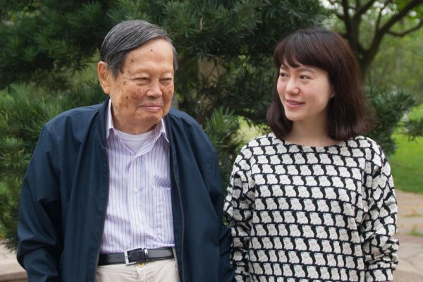 翁帆医院产子的详细情况