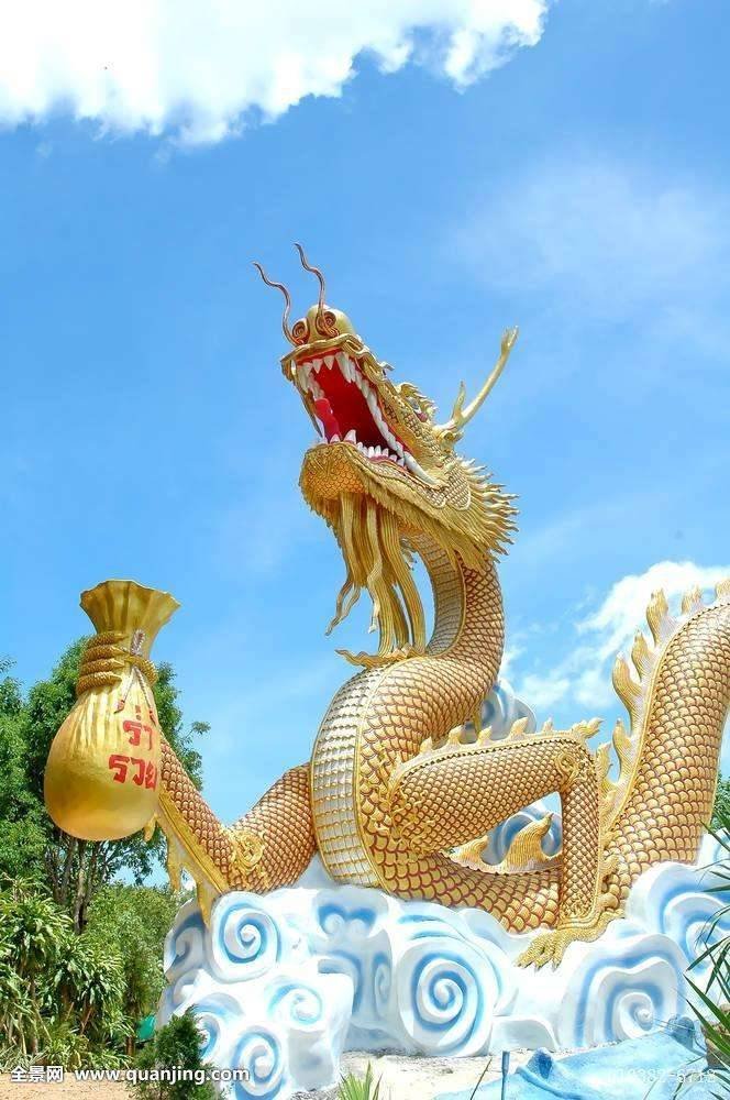 跟红顶白猜什么生肖