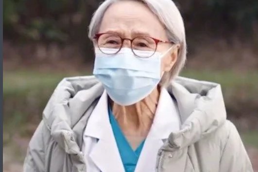 《穿过寒冬拥抱你》演员介绍是什么?